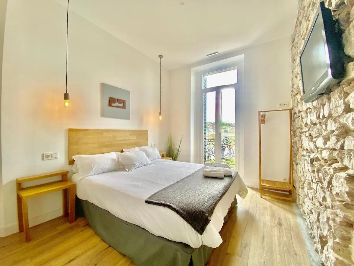 Mirandoalaconcha Rooms San Sebastián 2*,  Espanha